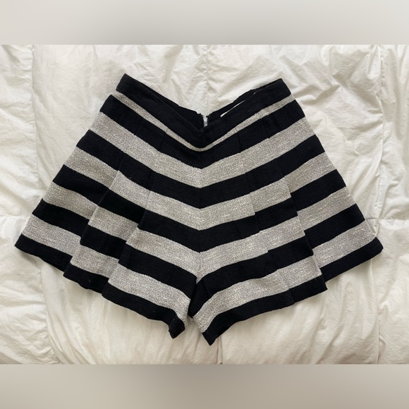 Alice+Olivia Mini Skort - Picture 1 of 3